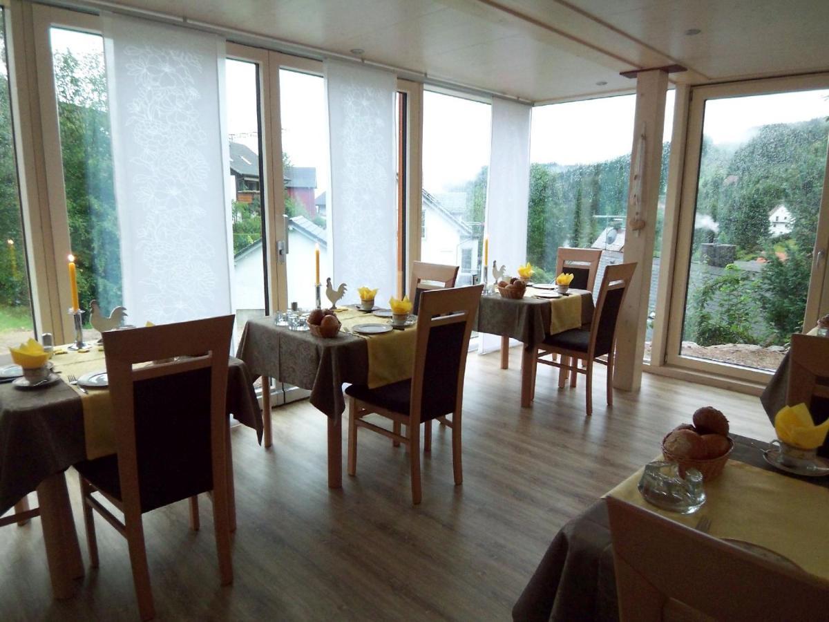 Wohlfuehlgaestehaus Eva-Maria Schaetzle Schonach im Schwarzwald Buitenkant foto